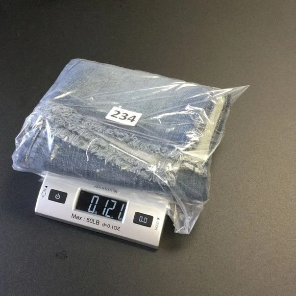 VTG Vanilla Star Womens 7 Denim Mini Skirt Blue Pockets Raw Frayed Hem Stretch - Picture 9 of 10